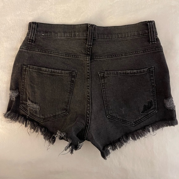 Express Faded Black Distressed Denim Shorts - Picture 6 of 8